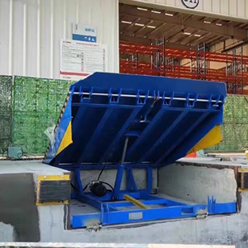 Hydraulic Dock Plate Leveler Blue For Food / Beverage Distribution Centers