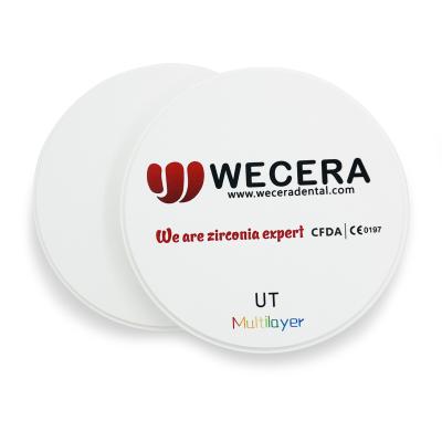 Blocs en céramique dentaires ultra translucides multicouche de MPA de disque de zircone de 49% UT 600