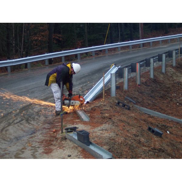 Galvanizado en caliente U espaciador/canal espaciador baranda de protección de la carretera fabricado por chinos
