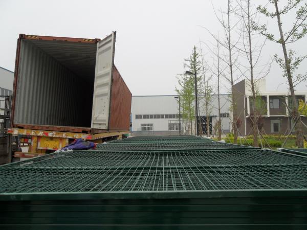 Hot sale low price galvanized Canada temporary fence (High quality and high security)