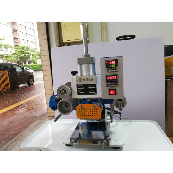 Professional Pneumatic Logo Hot Stamping Machine for Shoes 220v 420*395*660mm mm