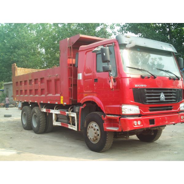 Heavy Duty Dump Truck , Sand Tipper Truck Middle Lifting Type 6x4 Dump Truck