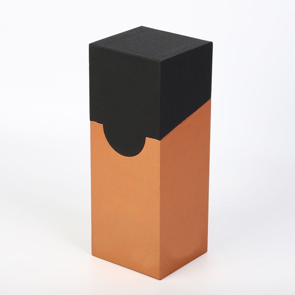 коробка одиночной бутылки водки упаковывая ловит коробка в западню вина золота твердого магнитного сальто бумаги картона подарочной коробки верхняя розовая