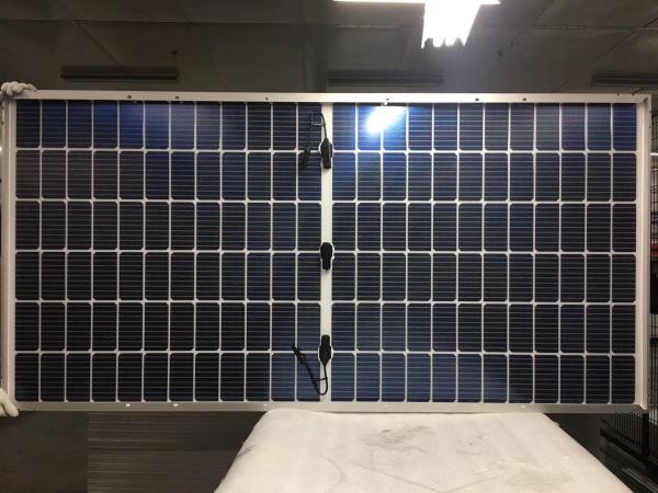 144 Cell Perc Mono Double Glass Bifacial Solar Panels On Roof 9BB M6 440 Watt 430W 435W