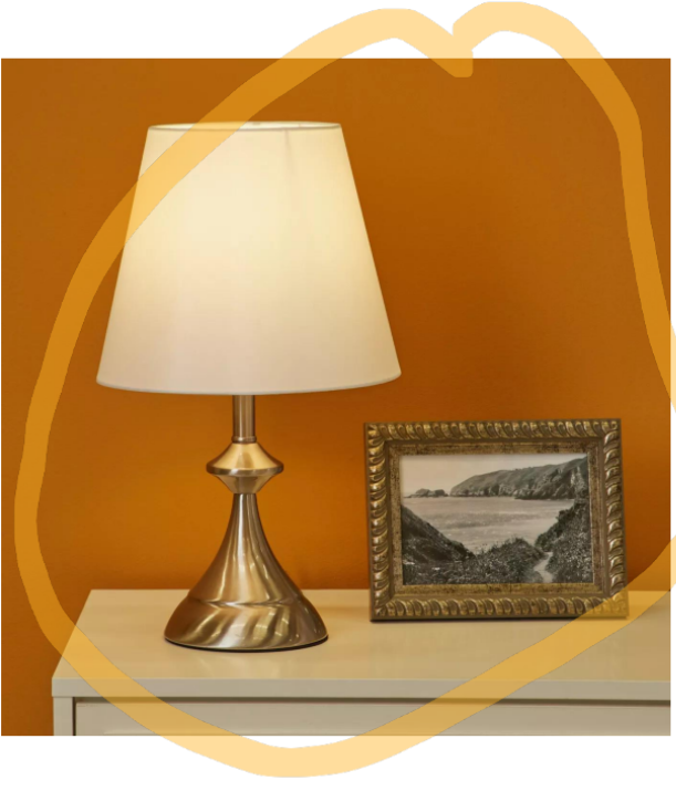 Adjustable Height Metal Table Lamp for Stylish Home Hotel or Restaurant Decoration