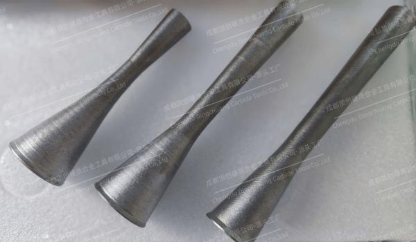 Strong YG8 Round Polished Carbide Nozzles Customized Customize Tungsten Carbide Nozzles