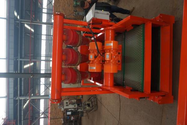 Bentonite Hydrocyclone Oil Gas Mud Desander With Bottom Shaker