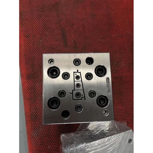 High Precision WPC Extrusion Mould with Electroplating Polishing Surface Treatment