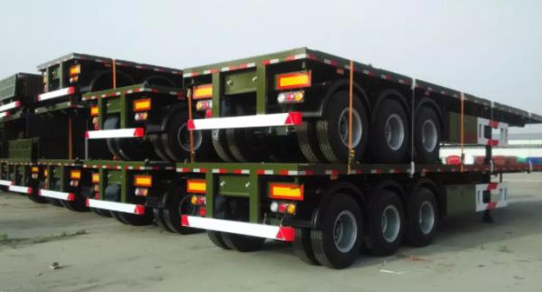 20 Feet And 40 Feet Flat Deck Semi Trailer Trucks With 12 Tires Cimc Sinotruk