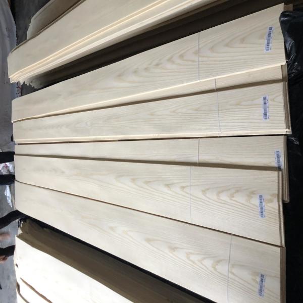 Wholesale A/AA Natural White Ash Wood Veneer0.45mm Mountain Grain Ash Veneer Sheets with Free Samples