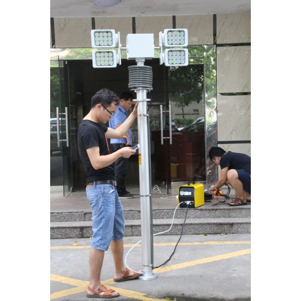 Aluminum 4.2M 5.7M 120N Pneumatic Telescopic Antenna Mast
