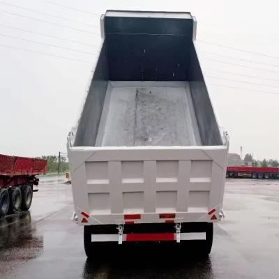 Manual Transmission Used Tipper Trucks 6x4 10 Wheels Dumper For Euro II Euro V Emission Standard