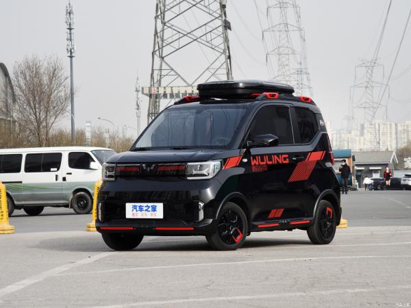 Medium and large SUV 5-door 7-seat SUV China-made new energy vehicle 2022 wu ling MINI EV CAR made in China
