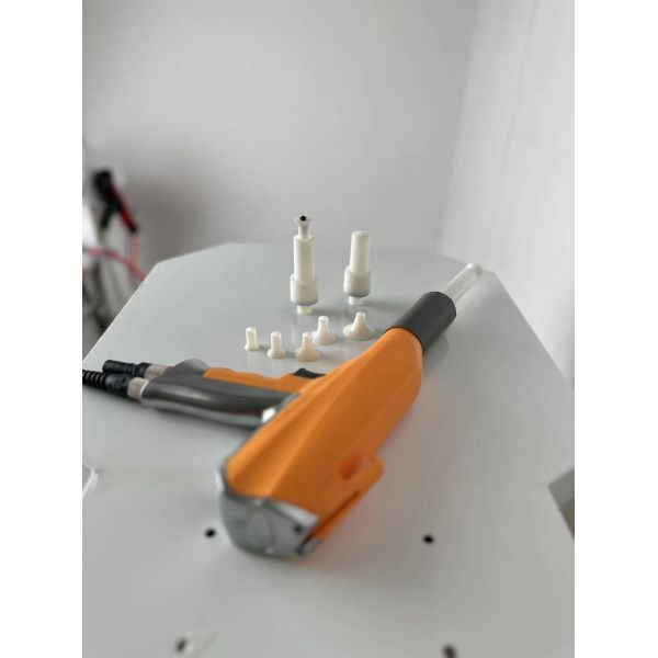 Vacuum Portable Powder Coating Gun High Efficiency Electrostatic Powder Spray Gun
