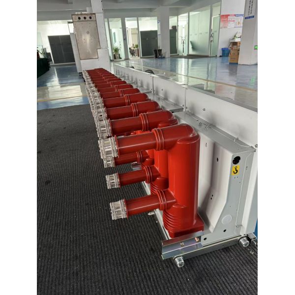 11kV  Indoor Vacuum Circuit Breaker with Move Type for Switchgear