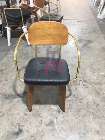 Rubber Wood Wood Restaurant Chairs No Folded With / Without Metal Armrest Armour