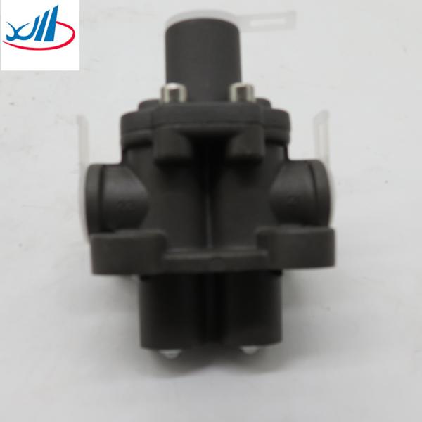 Double H Valve Sinotruk Howo Parts WG2203250003 Truck Double H Valve Assembly