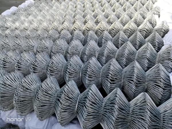 Latest Design Reasonable Price Chain Link Fence Post 8ft 5x5 Fencing Wire Galvanized Aluminum Chain Link