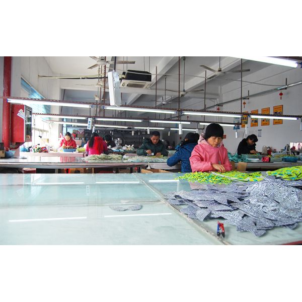 Shenzhen Grace Crafts & Gifts co .,Ltd