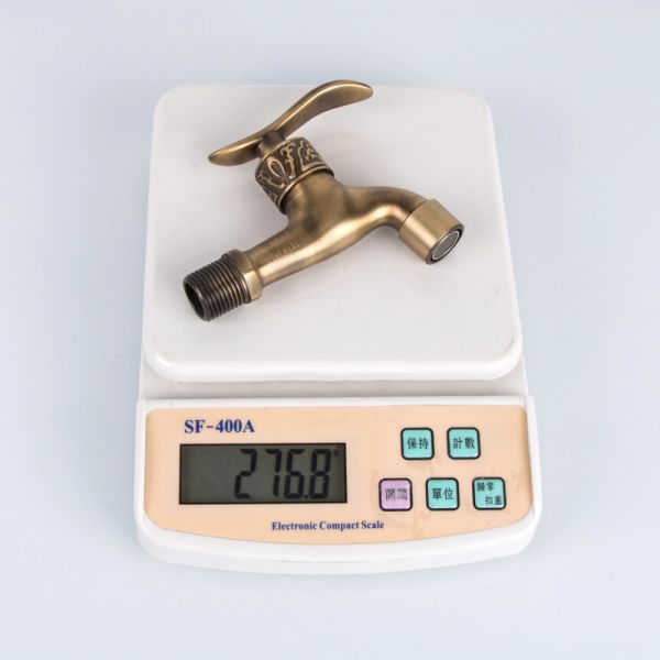 Wall Mount NPT 500000 Times 0.08Mpa Brass Bibcock