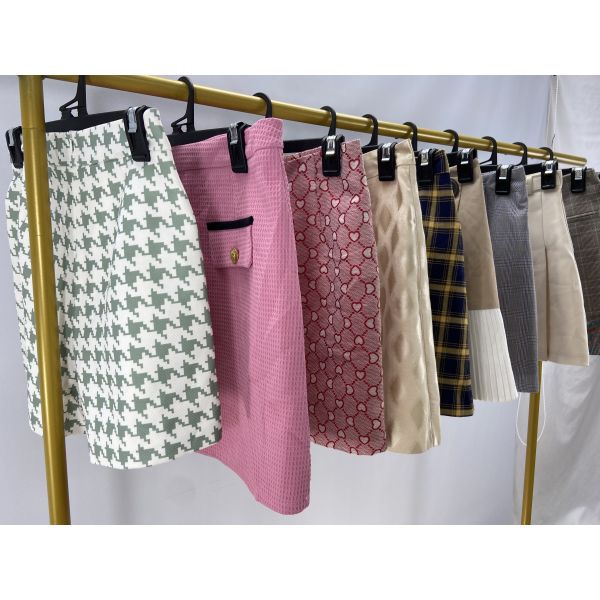 Women's Slim Fit Used Clothes Second Hand Polyester Cotton Blend Summer Short Skirts