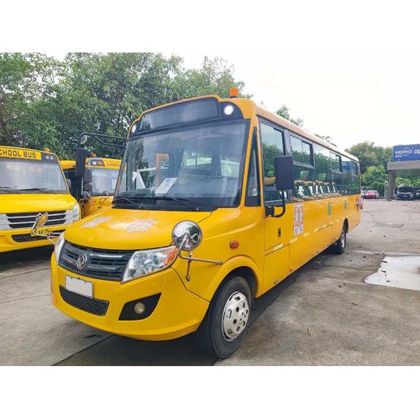 Diesel Euro 4 Autobus escolar aposentado Dongfeng 56 lugares Autobus escolar amarelo
