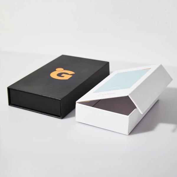 Custom Logo Black White Paper Cardboard Packaging Box Flip Cell Phone Case Packaging Box