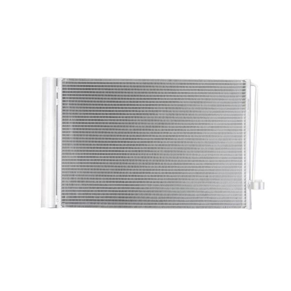 7' Auto Parts Air Conditioning Condenser for BMW 520i 523i 525i 64502282939 64508379885