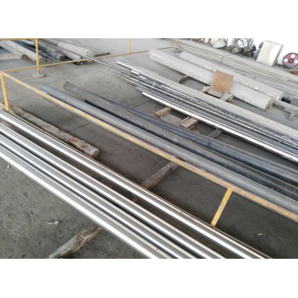 310MoLN (725LN) austenitic stainless steel round bar in stock