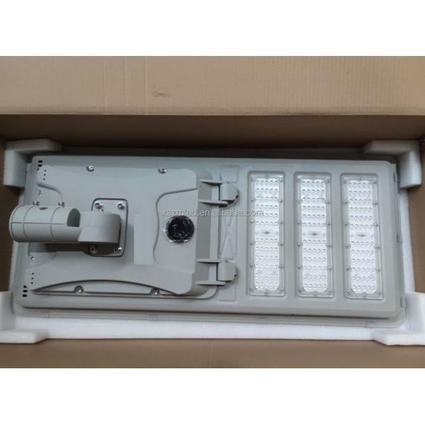 Интегрированный на открытом воздухе солнечный уличный свет IP67 водоустойчивое 300W 400W 500W