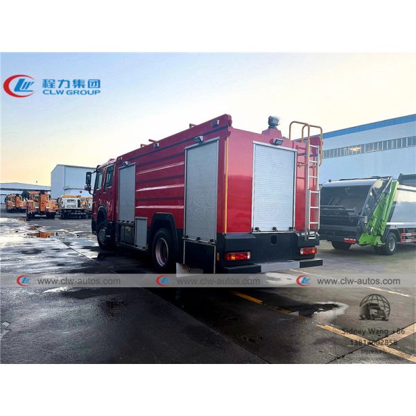 Sinotruk Howo 4x2 6CBM Water Tank Firefighter Truck