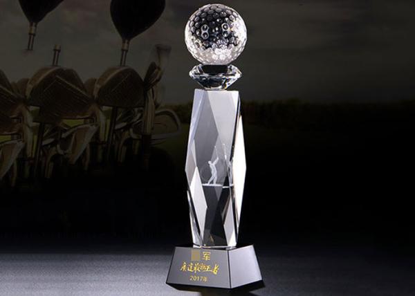 Figura OEM do golfe do laser de Crystal Trophy Cup With Inside 3D do evento do golfe disponível