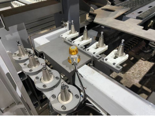 6, который встали на сторону машин расточкой CNC, система 8 инструментов автоматическая изменяя, шпиндель ATC 9kw
