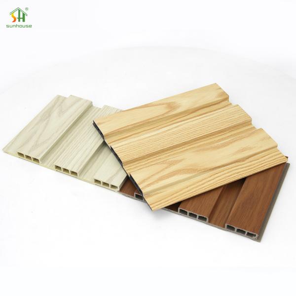 Gráfico Resistente à humidade Wpc Painel de parede flutuado Decoração interior Tabela de grade de três buracos respirável
