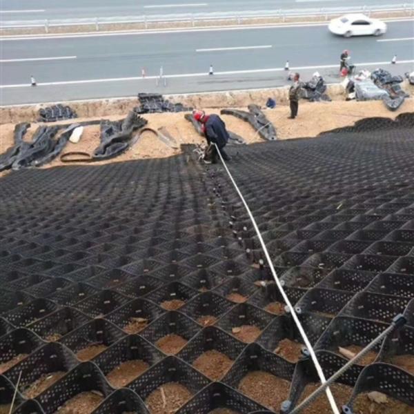 Alta Cabaça de Mel Negro HDPE Geocell Reforçamento Rota Para Rota Gravel Estabilizador Grade Parede de retenção terraplenagem