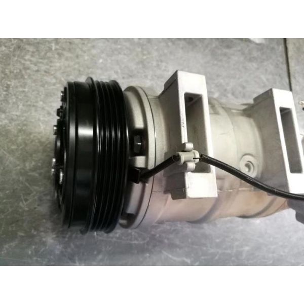 China FACTORY SELL 100% Brand New High Quality Mitsubishi A/C Compressor