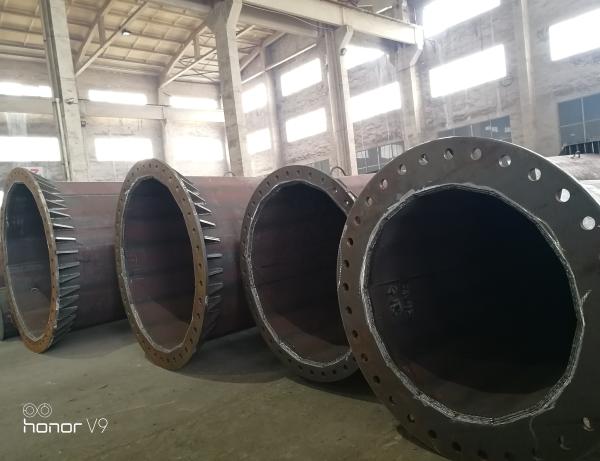 28m Q345 Material Customized carolina High Mast Light Pole With Lifting Systems