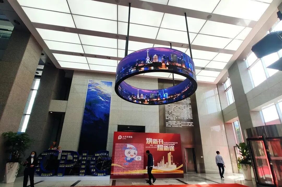 P1.25 Indoor LED Flexible Display 240x120mm Module Size Curved LED Display Screen