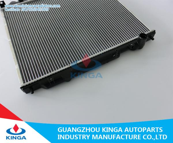 Mitsubishi Auto Mobile Aluminium Car Radiators Plastic Water Tank L400 / SPACE GEAR ' 94