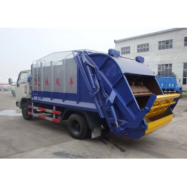 Dongfeng hanging bucket garbage truck side loader forklift truck small garbage truck for 3tons