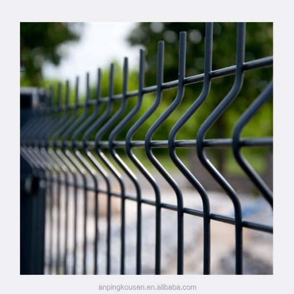 Outdoor Garden Metal 3D Fencing Welded Wire Mesh 3D Fence with Low Carbon Steel Wire