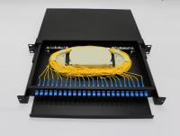 Tipo ligero del cajón del estante de los puertos FTTH de la caja terminal 24 de la fibra óptica con el panel de remiendo
