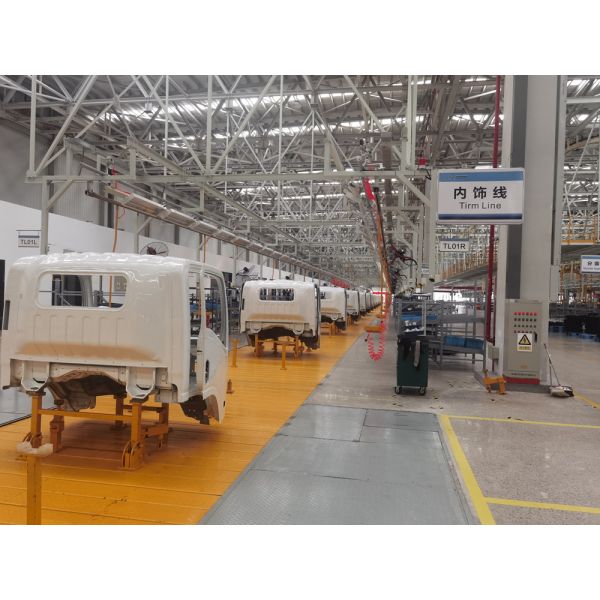 Грузовой фургон H2E Inventory Van с глухим окном, 5/7 мест, 1,5 л, объемный грузовой фургон