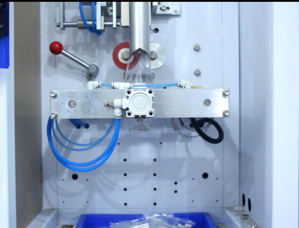 New Technology Small Scale Packaging Fastener Gasket Nut Bolt Counting Machine