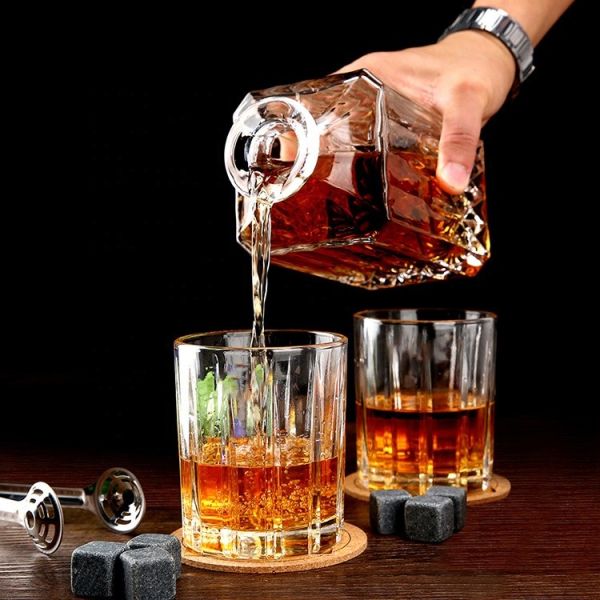 350ml Customized Whiskey Decanter Set Bourbon Glass Gift Set Luxurios For Friends