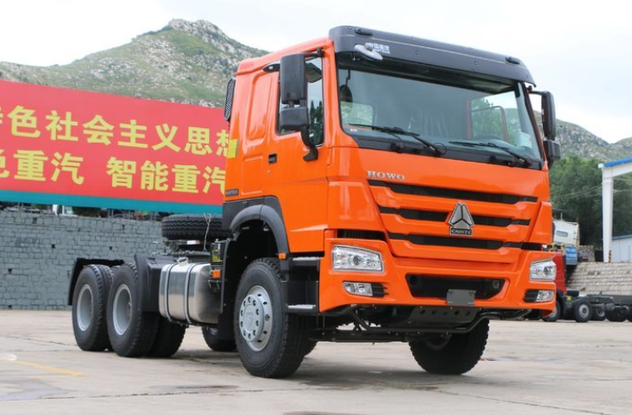 Professional Prime Mover Tractor , 371HP HOWO 6x4 Tractor Truck 10 Wheels LHD RHD