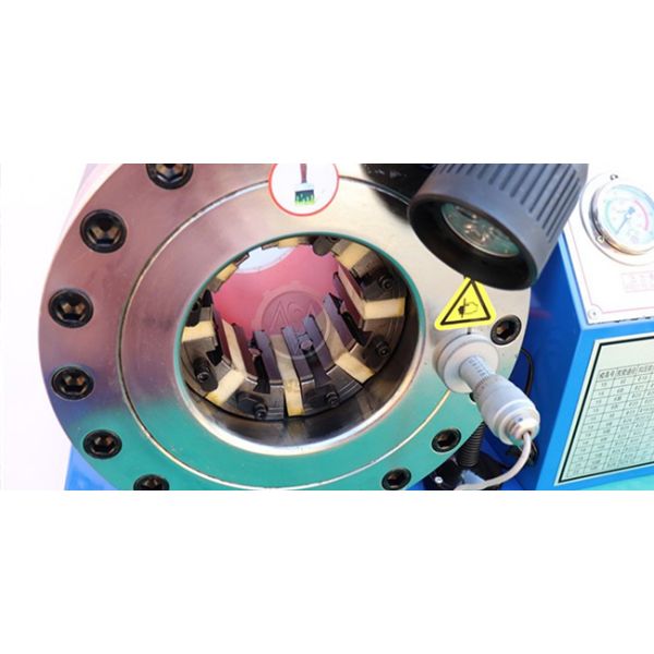 Máquina de trituración de manguera eléctrica vertical DX68 de alta presión de 2 pulgadas para la fabricación de manguera