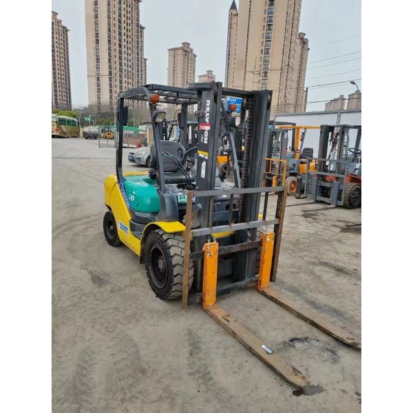 Second hand Komatsu diesel forklift from Japan