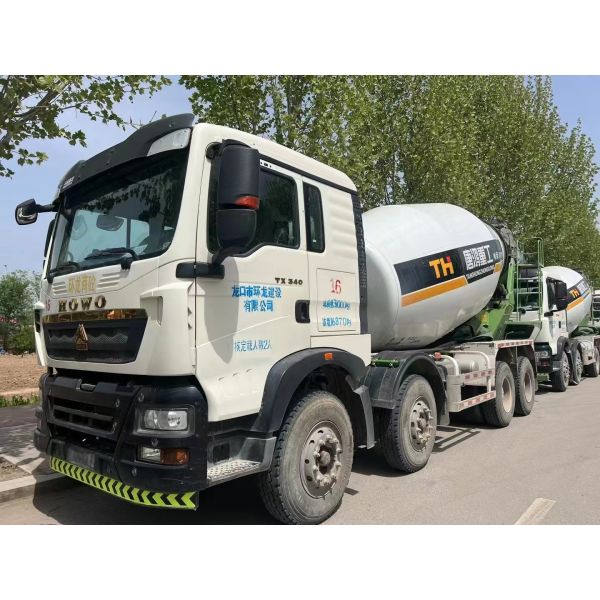 Used Mixer Truck Heavy Industry Concrete Mixing And Transportation Truck