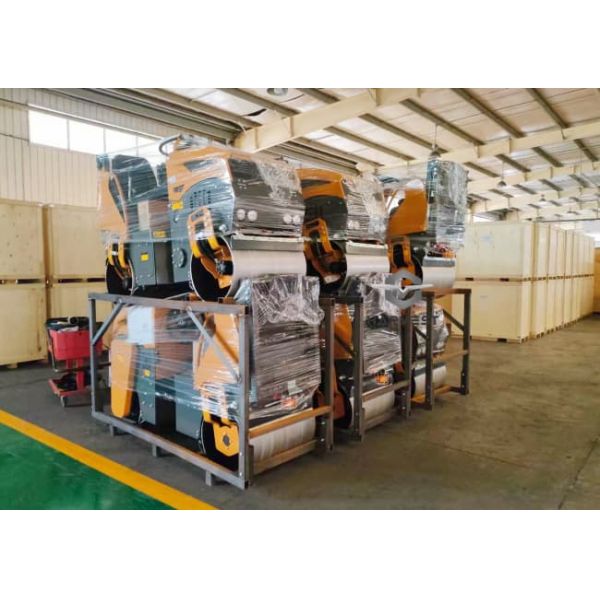 4 Ton Road Construction Hydraulic Roller ST4000 Drum Width 1200mm in Ghana